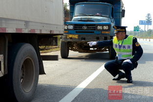 勒紧安全 紧箍咒 咸宁市道路货运车辆安全专项整治行动掠影